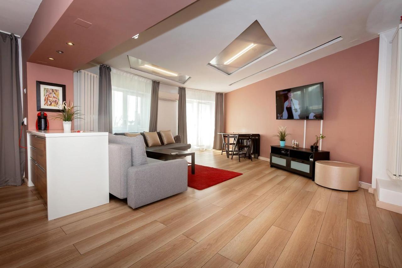 City View Unirii Square Apartment Bucarest Esterno foto